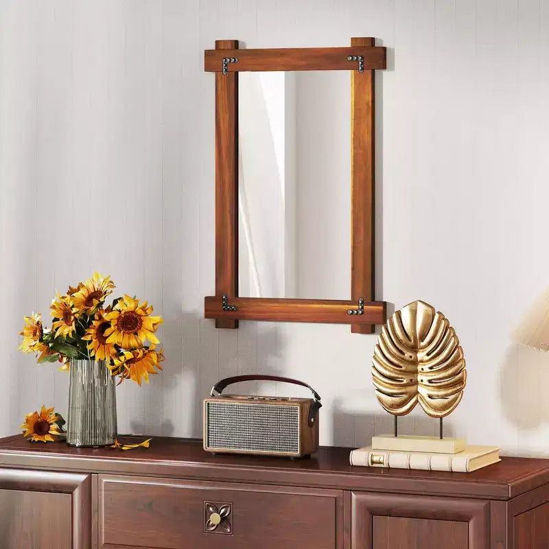 Miroir mural incassable avec cadre en bois d'acacia et design rivetage vintage