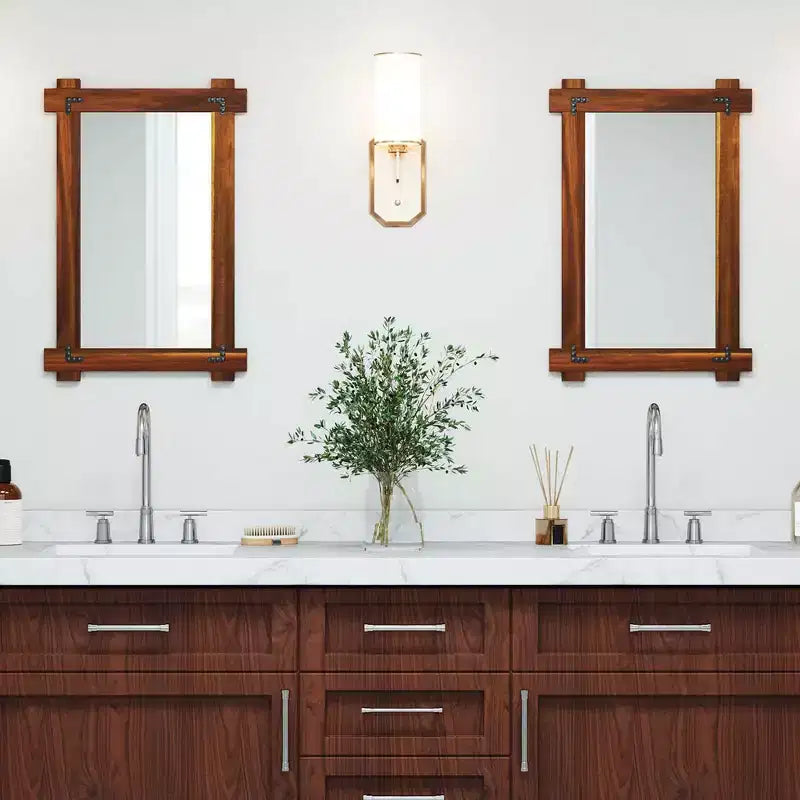 Miroir mural incassable avec cadre en bois d'acacia et design rivetage vintage