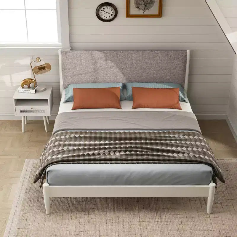 Ensemble de chambre 2 pièces, lit plateforme avec table de chevet, blanc crème