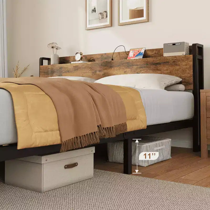 Cadre de lit King Size avec tête de lit de rangement
