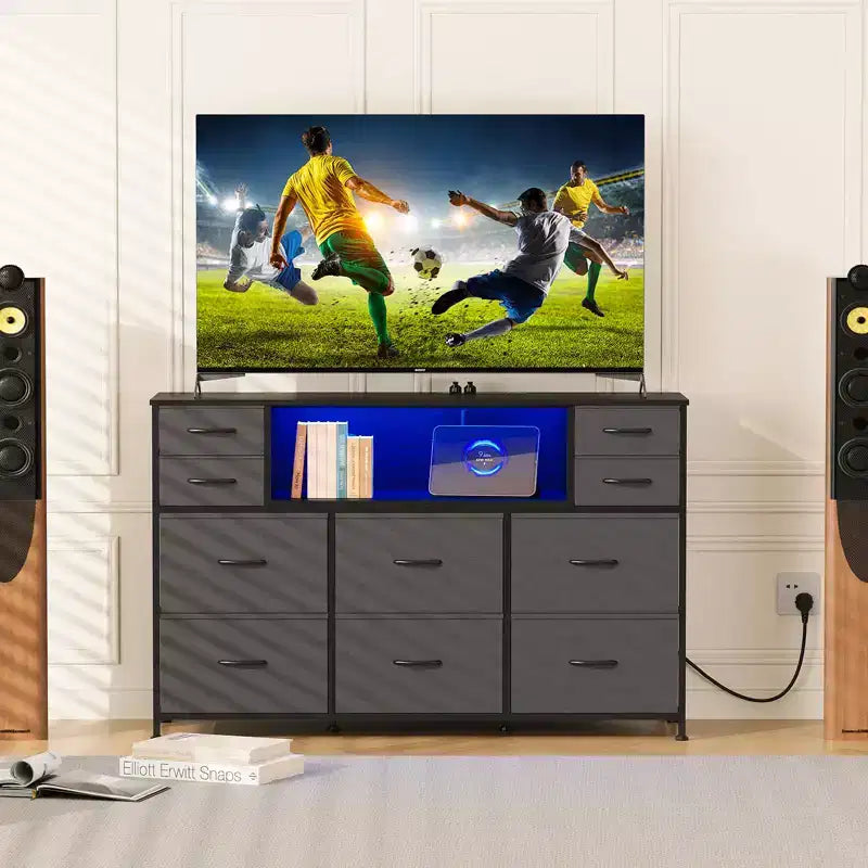 Commode à 10 tiroirs avec support TV, bande lumineuse LED et prises de courant, commode en tissu avec plateau en bois